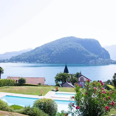 Flat 33 - Pool, Park, Tennis Apartment *